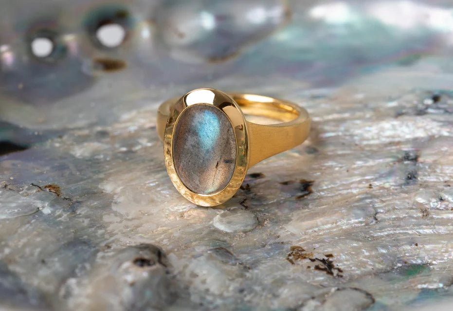 Ring Magic Midnight-The Diamond Setter
