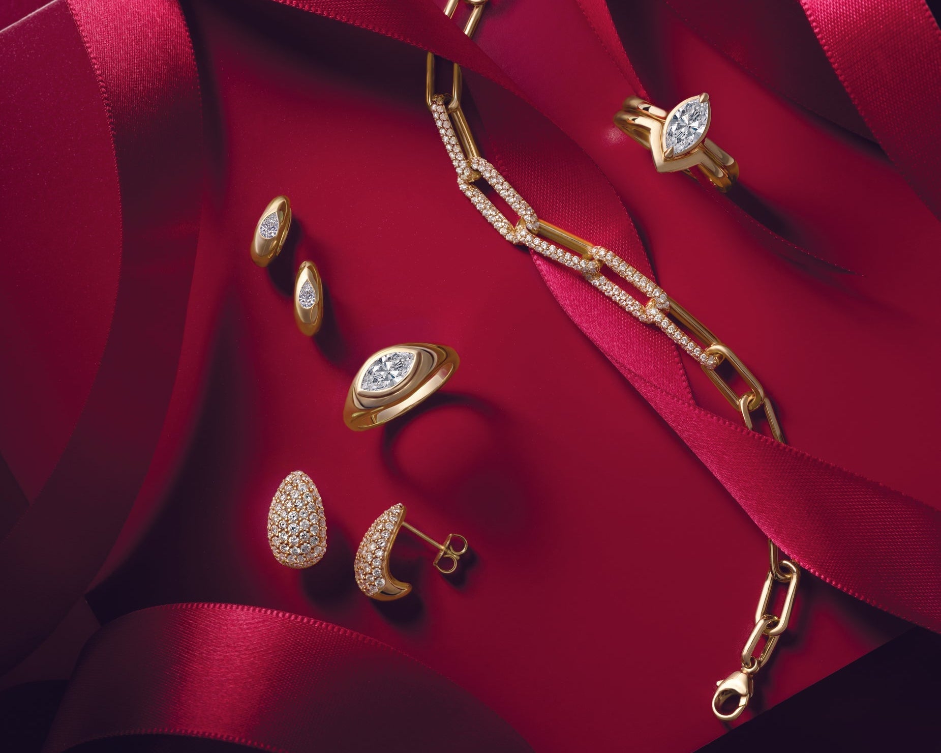 The Best Christmas Jewellery Gifts in Tunbridge Wells: Diamonds, Bespoke Designs & More