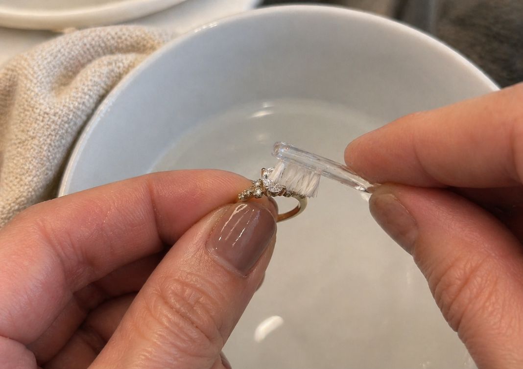 How to clean your engagement ring at home without damaging the stones