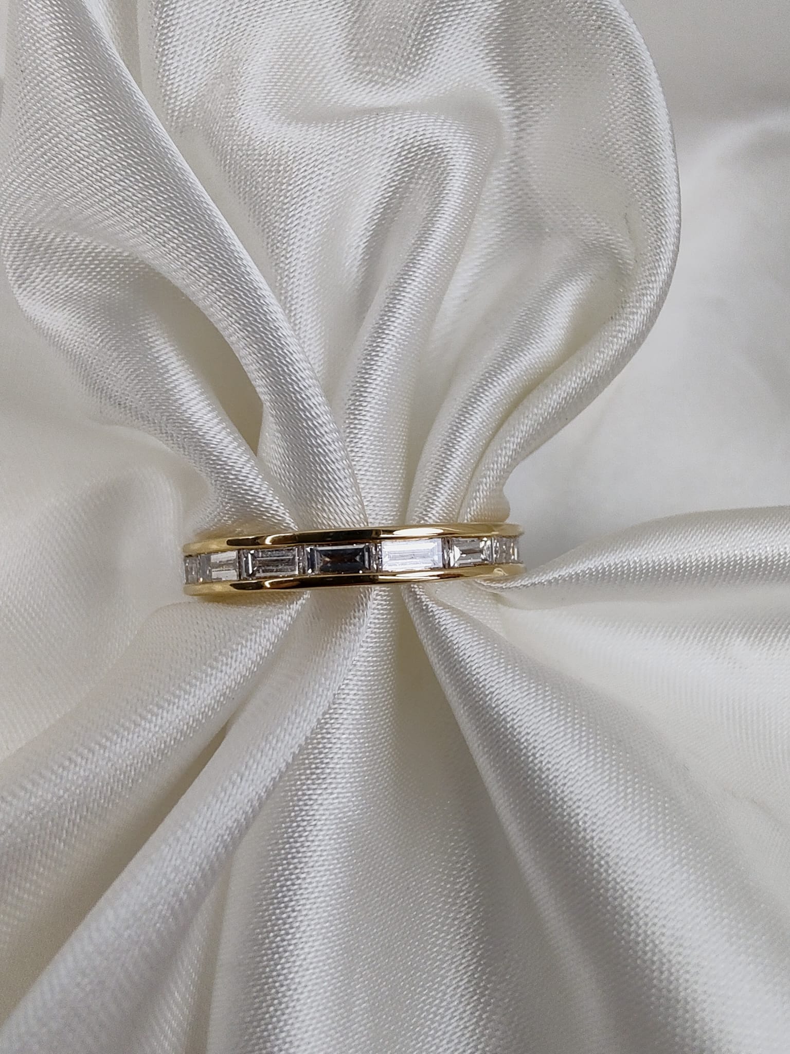 18ct Yellow Gold Full Eternity Ring with 1.57ctw Baguette-Cut Lab-Grown Diamond-The Diamond Setter