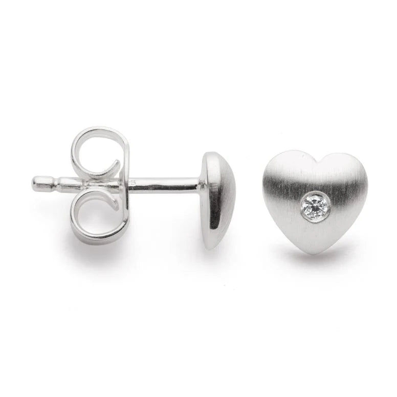 Stud Earrings Cute Little Heart-The Diamond Setter