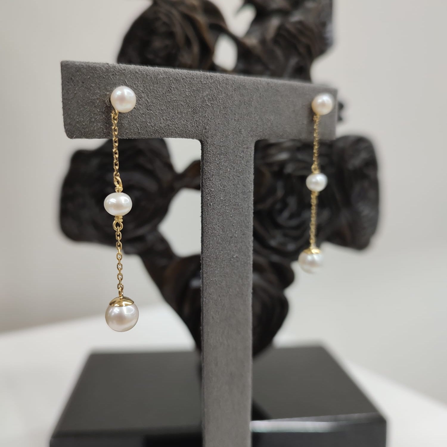 9ct yellow gold chain linked 3 pearl drop-The Diamond Setter