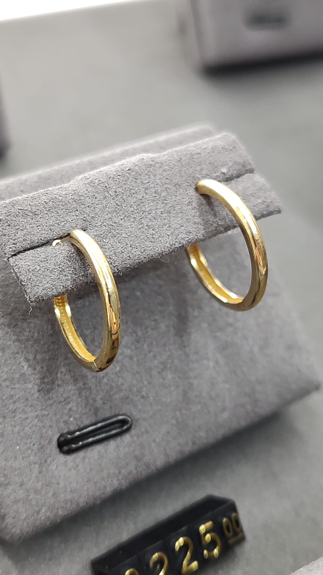 9ct Yellow Gold Hidden Hinge Hoop Earrings-The Diamond Setter