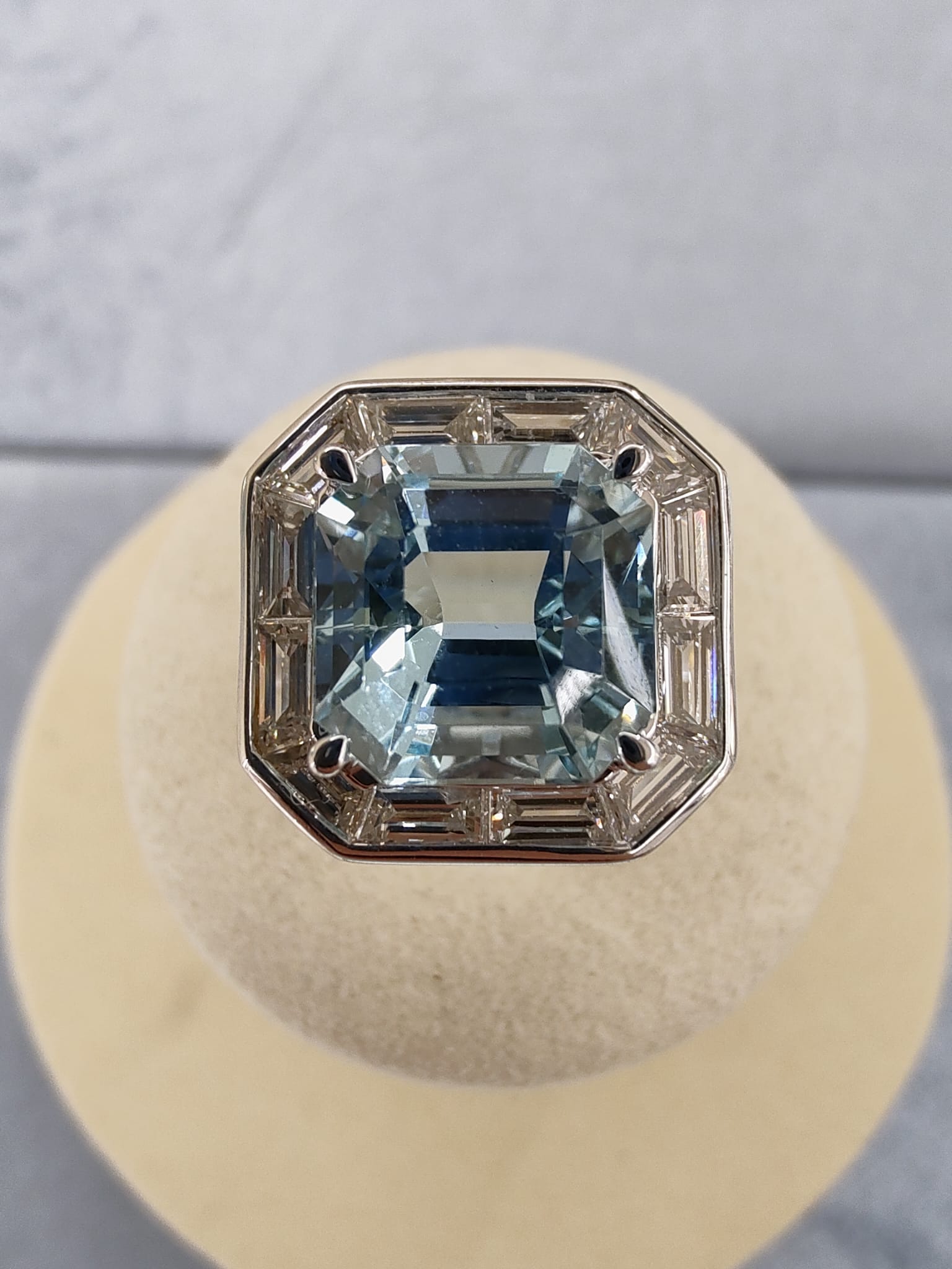 18ct White Gold Art Deco Aquamarine and Diamond Ring-The Diamond Setter