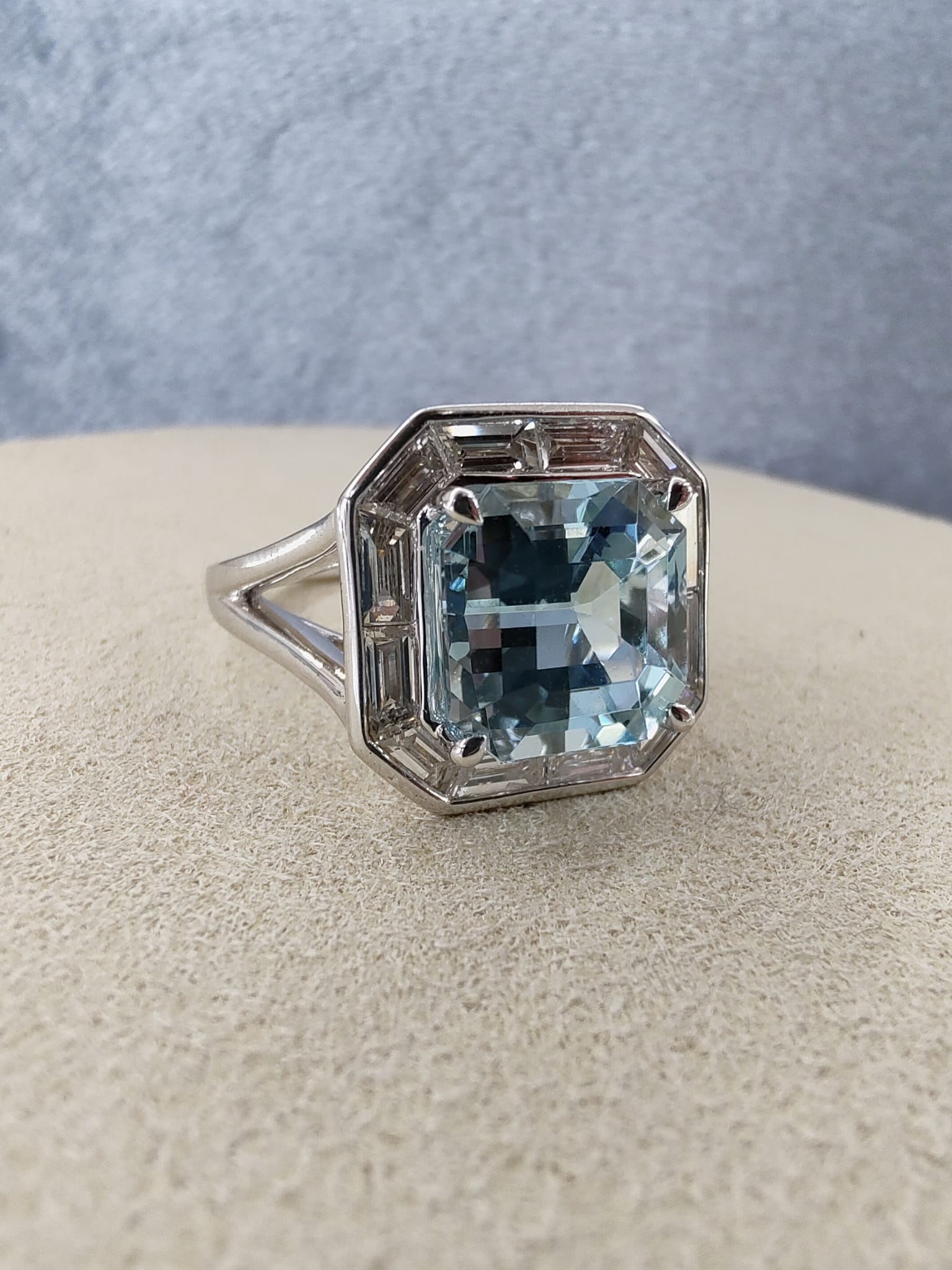 18ct White Gold Art Deco Aquamarine and Diamond Ring-The Diamond Setter