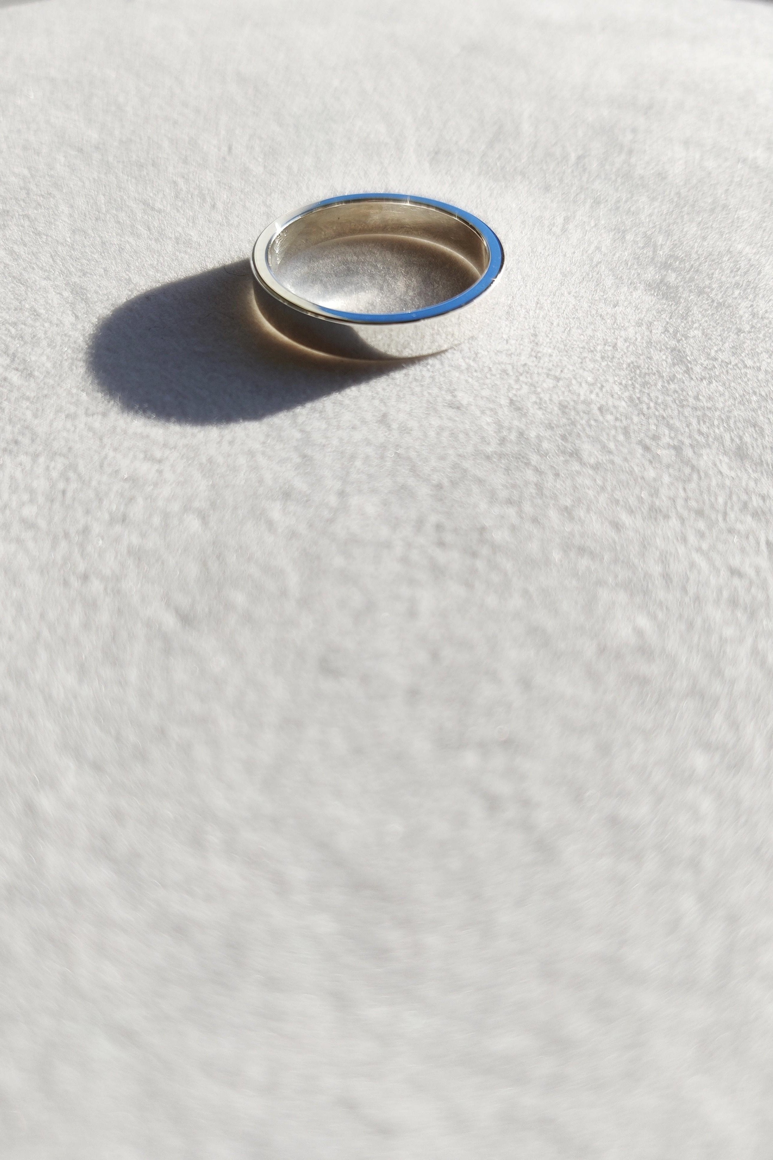 Contemporary 9 carat Flat White Gold Wedding Ring-The Diamond Setter