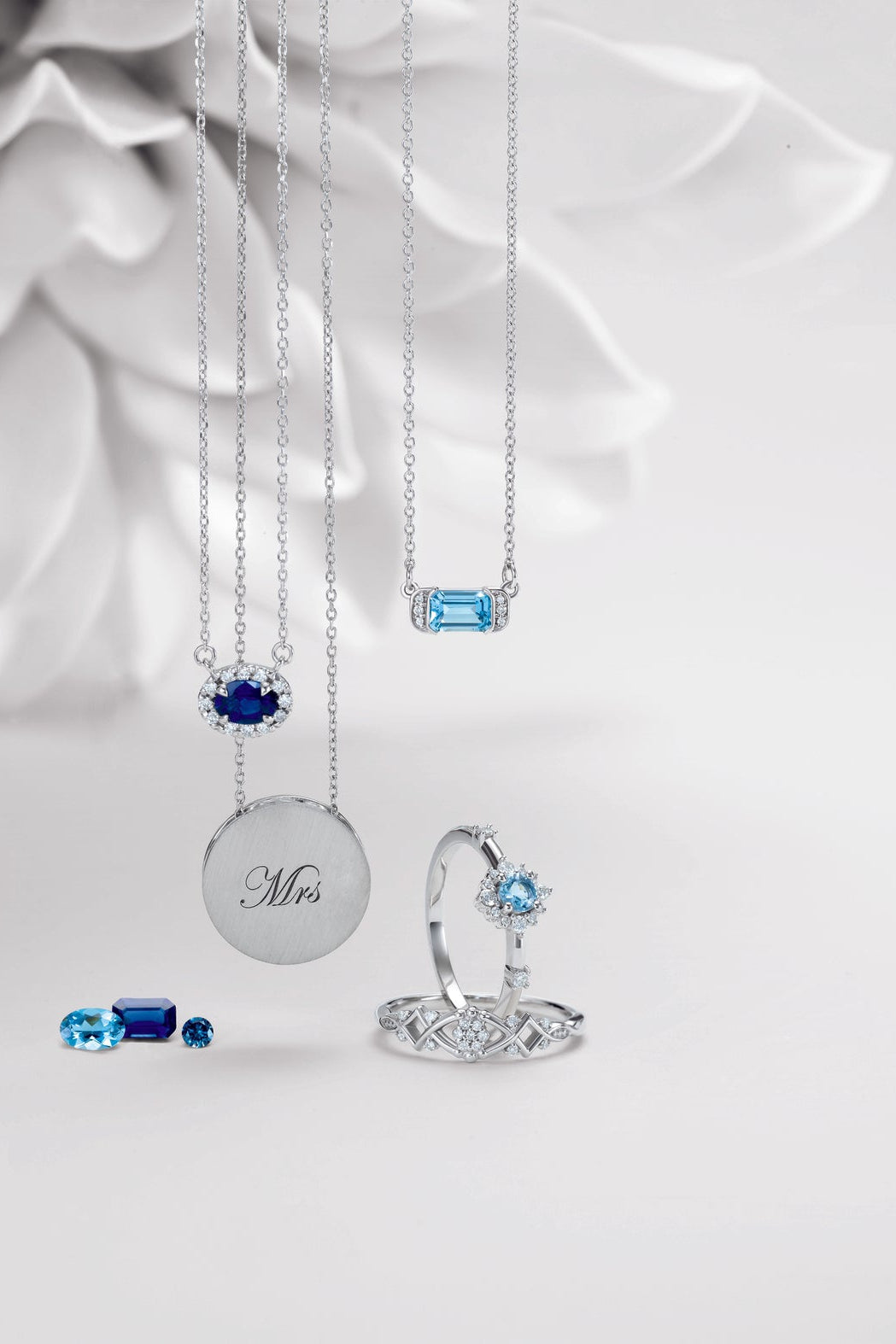 Engravable Scroll Disc Necklace-The Diamond Setter