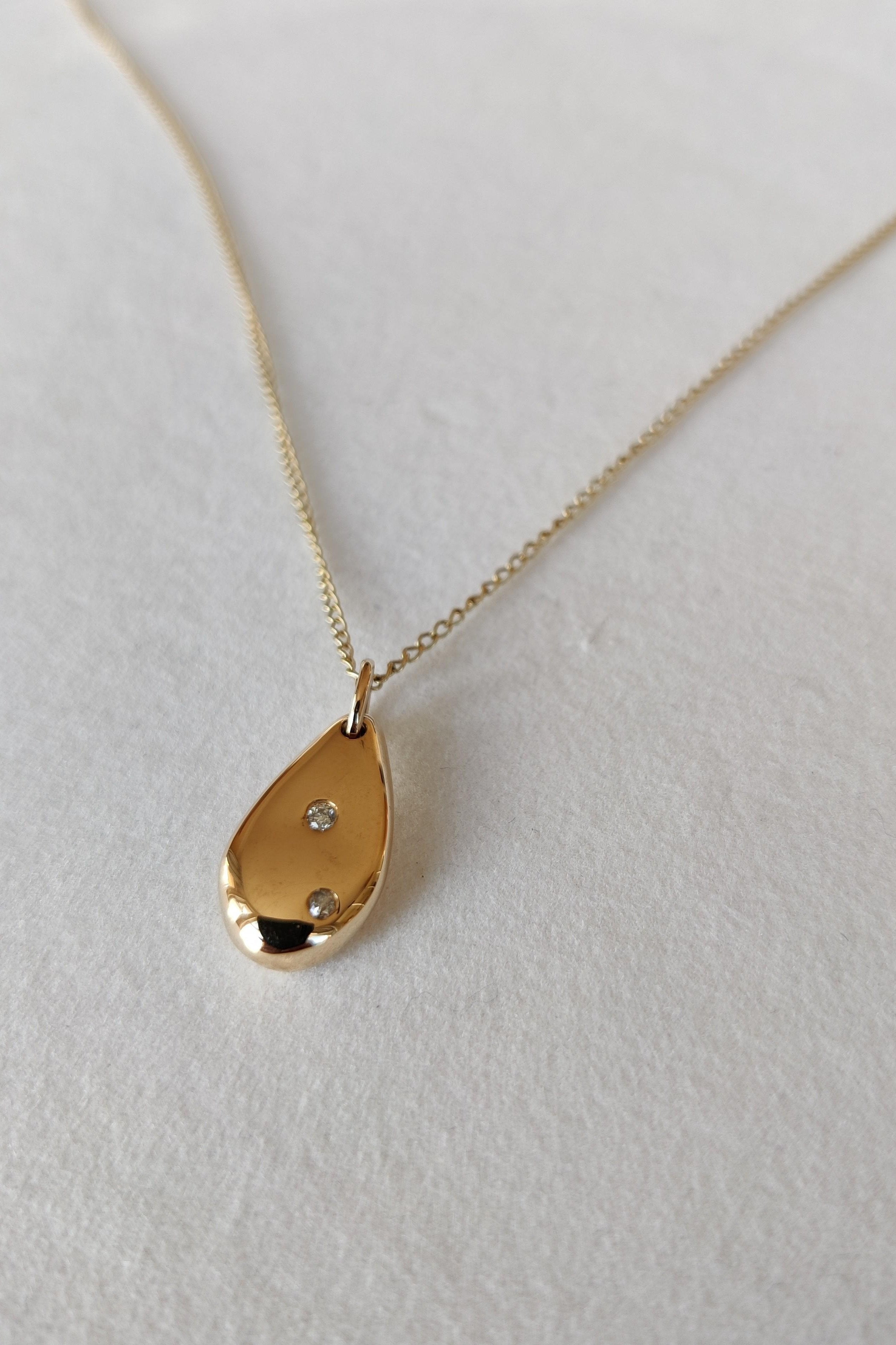 Dewdrop Pendant in 9 carat Gold with white diamonds-The Diamond Setter
