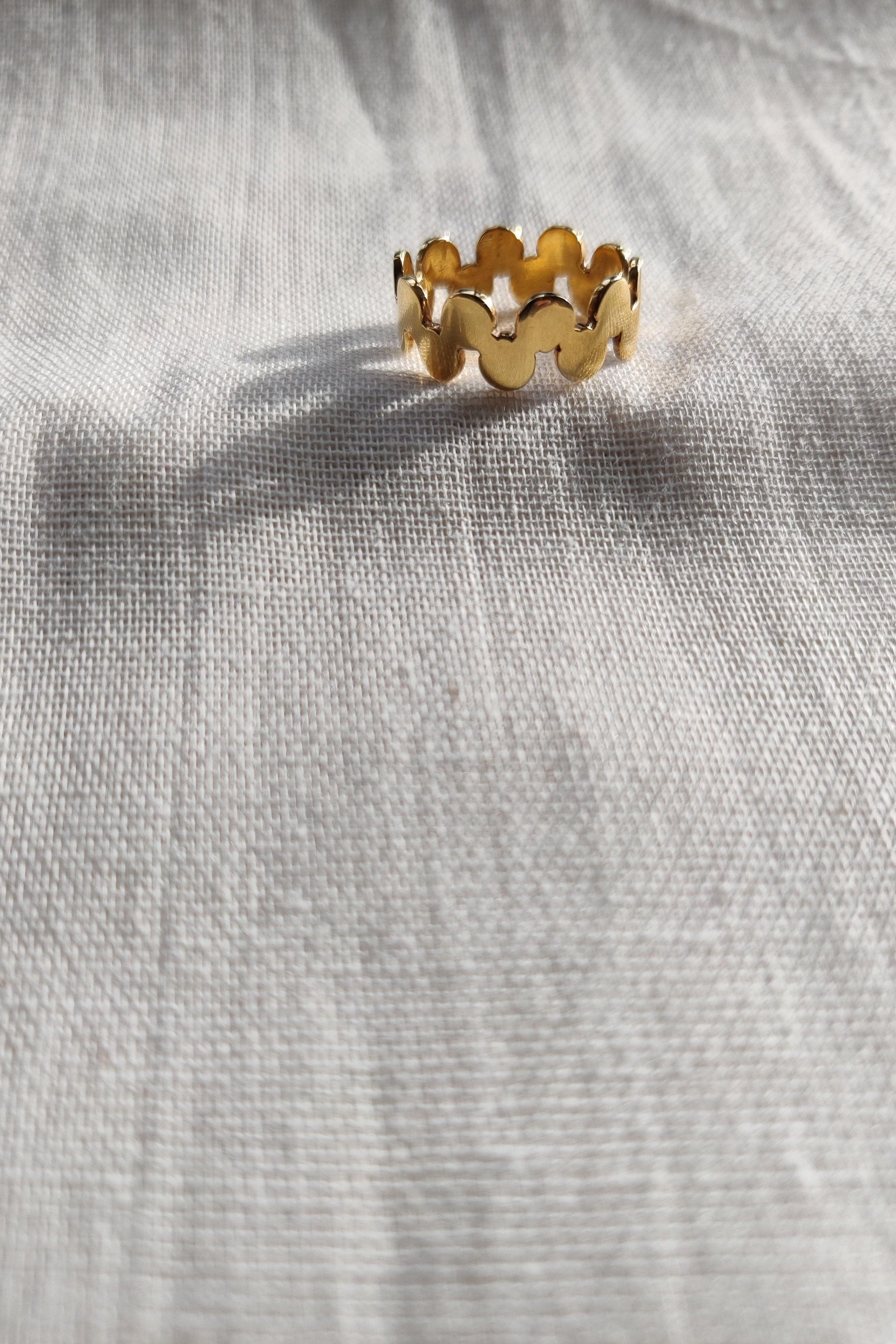 Gold Handmade Ring Effervescence Style-The Diamond Setter